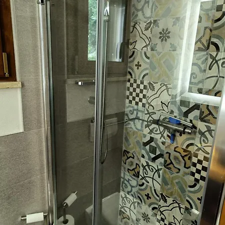 La Casa Sull'arcobaleno 1 *